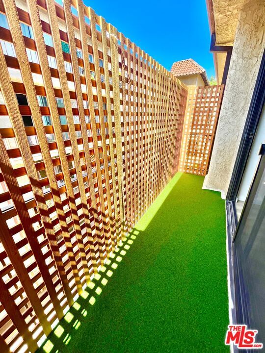 Building Photo - 1750 Camino Palmero St