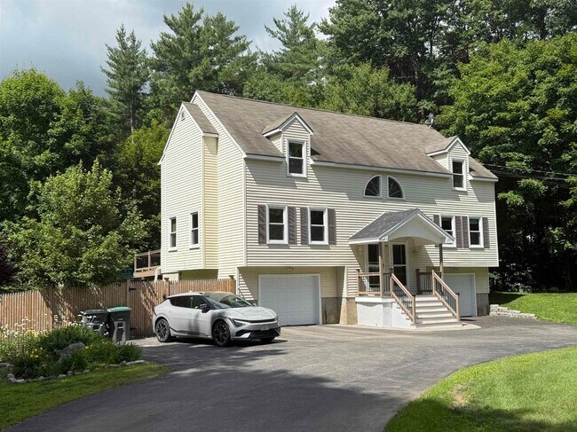 Building Photo - 158 Tina Dr