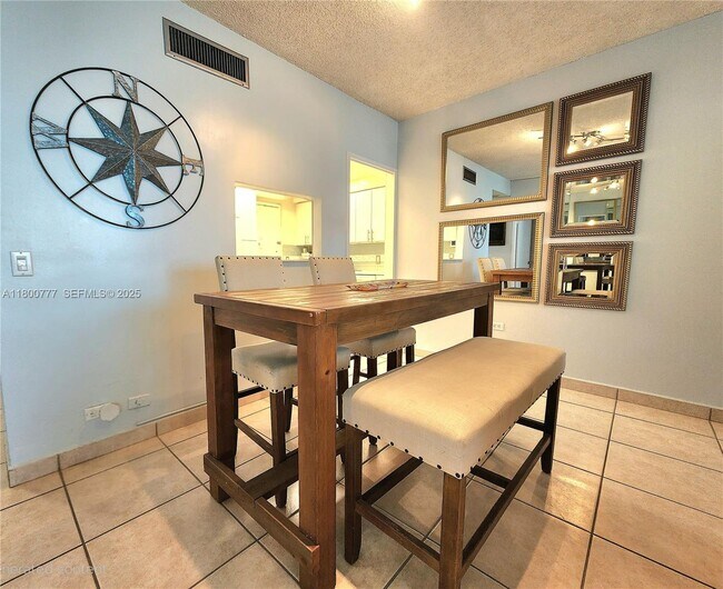 Building Photo - 3505 S Ocean Dr