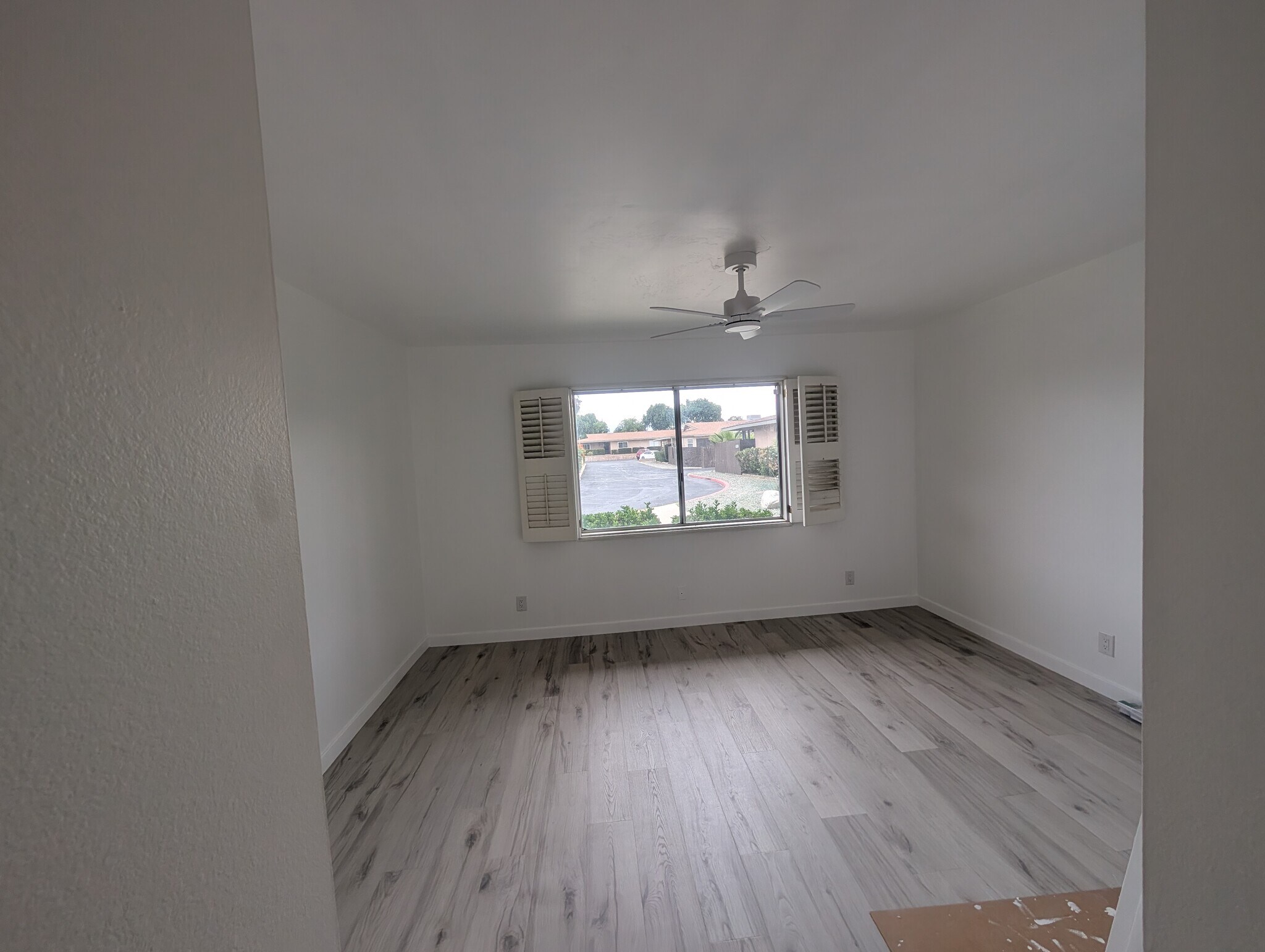 Building Photo - 611 S Palm Ave