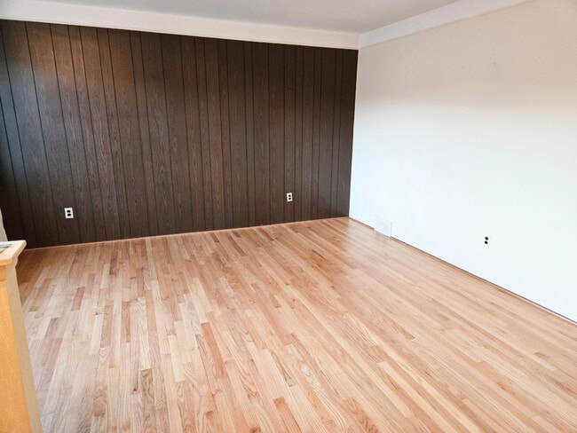 Building Photo - 28606 Denise St