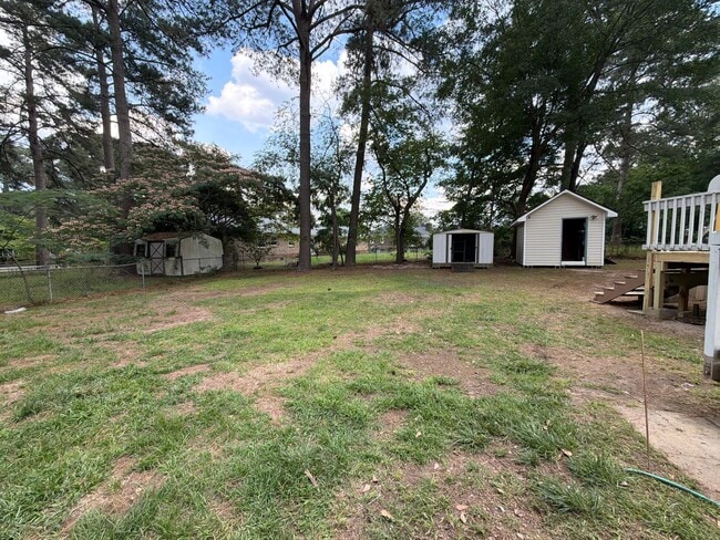 Building Photo - New Listing!!