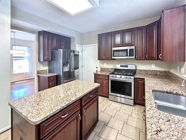 Building Photo - 3704 Thomasson Crossing Dr