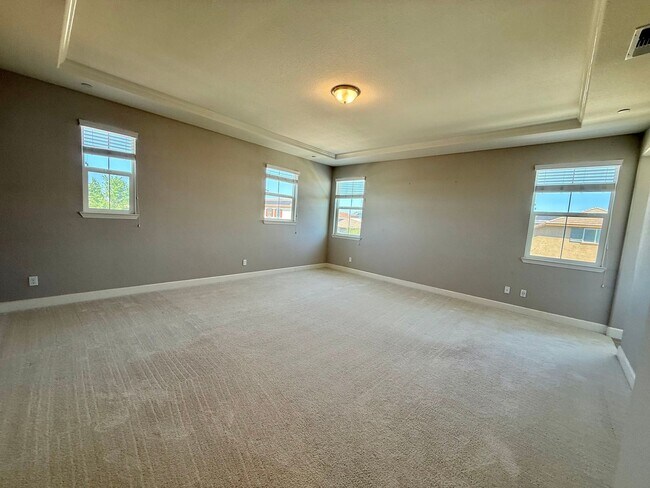 Building Photo - 1561 Osborn Dr