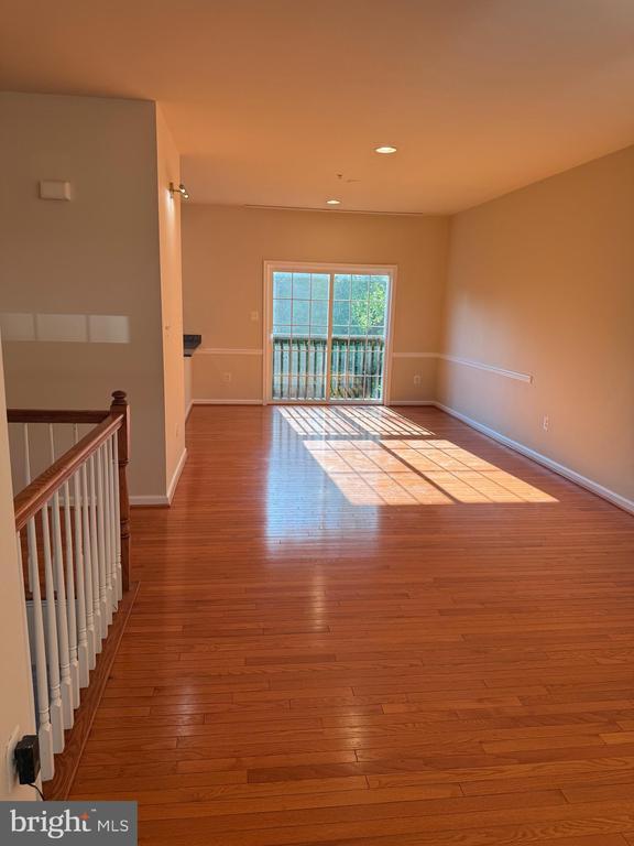 Building Photo - 6518 60th Ave