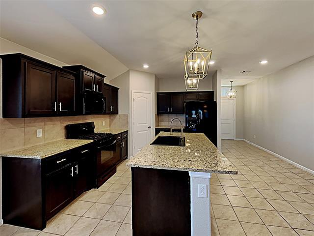 Building Photo - 900 Walls Blvd