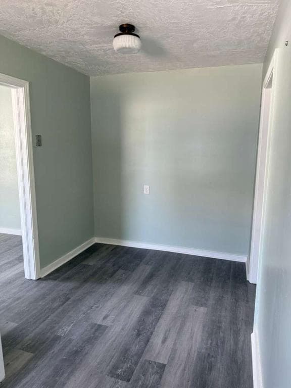 Building Photo - 140 Frazar Rd