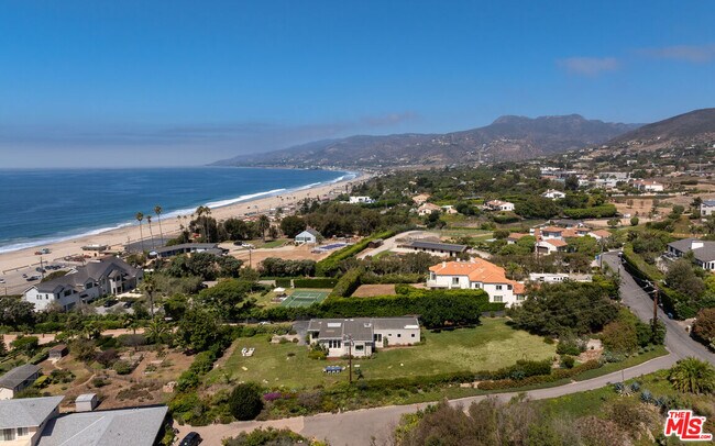 Building Photo - 29740 Baden Pl