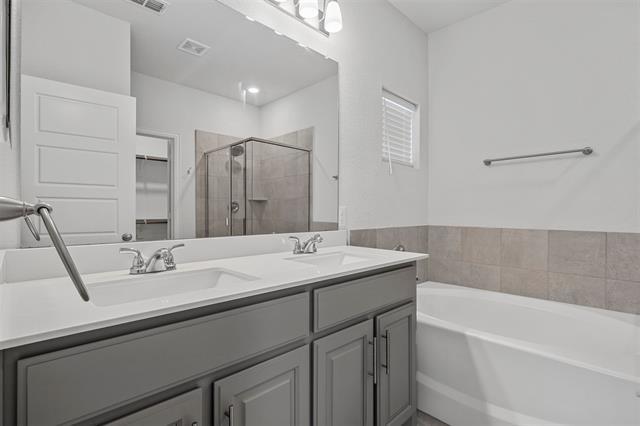 Building Photo - 1449 Eagle Nest Dr