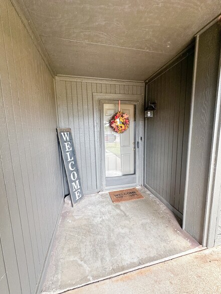 Building Photo - 4714 SE 47th St