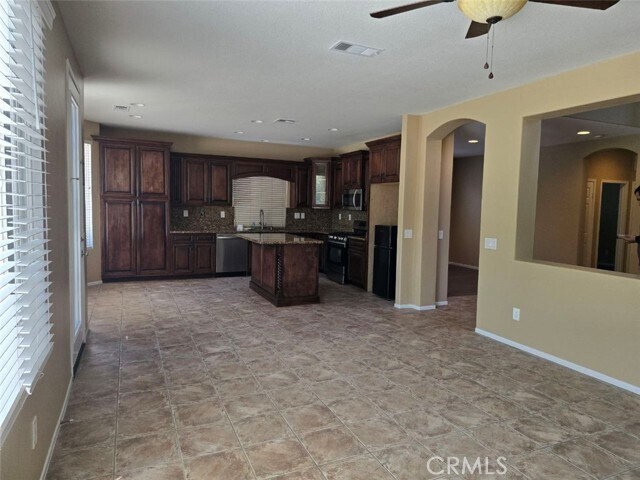 Building Photo - 27513 Stanford Dr