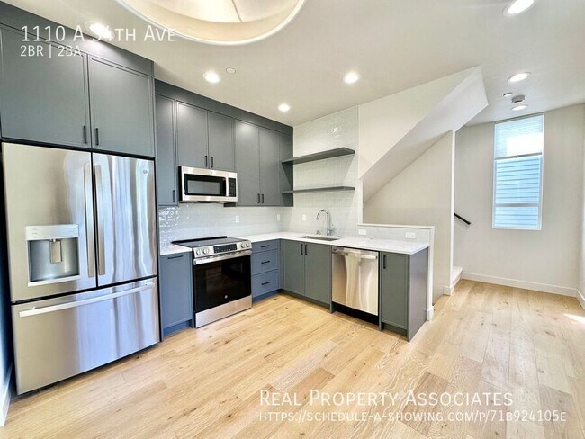 Building Photo - 1110A 34th Ave