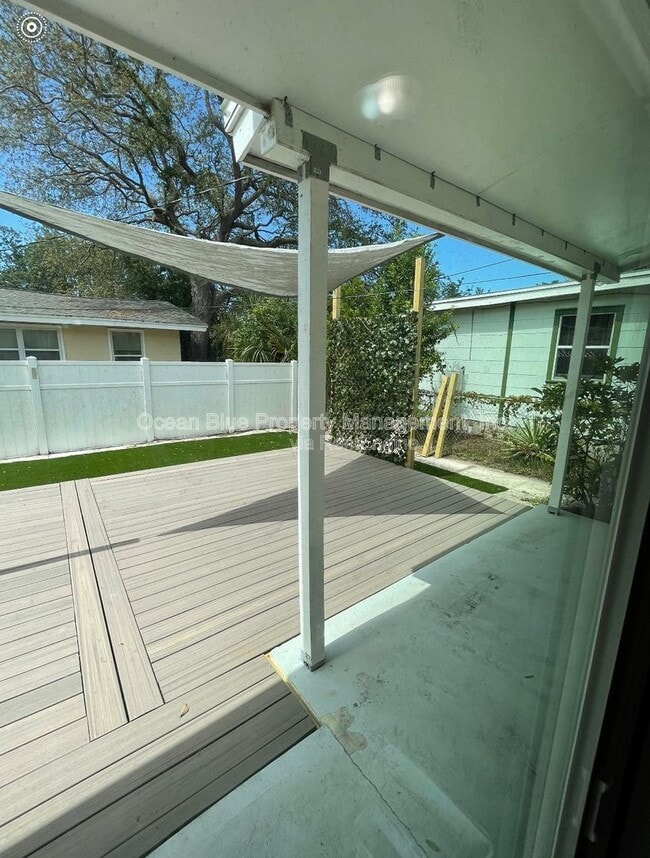 Building Photo - 4710 4th Ave S