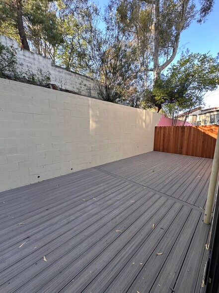 Building Photo - 4300 Via Marisol