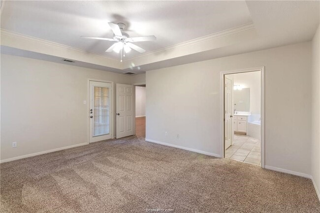 Building Photo - 4709 Shoal Creek Dr