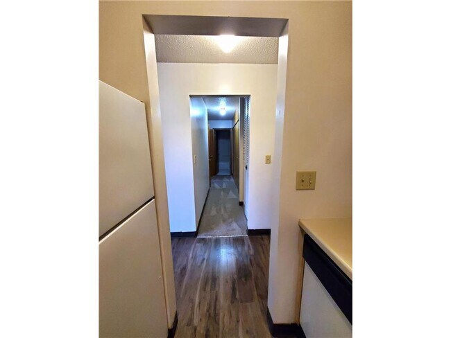 Building Photo - 122 Spring St