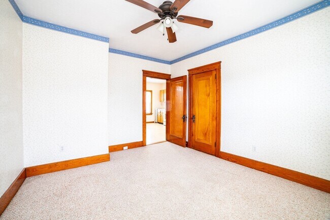 Building Photo - 7 Ridgeland Rd