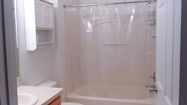 Building Photo - 1645 Hickory Grove Ln