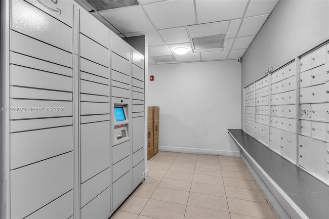 Building Photo - 36 NW 6th Ave