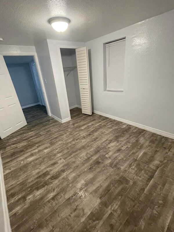 Building Photo - 1335 E Bay St