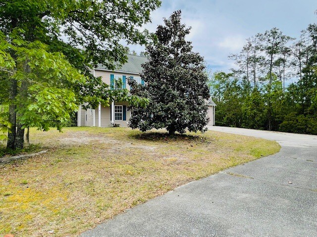 Building Photo - 144 Secretariat Dr