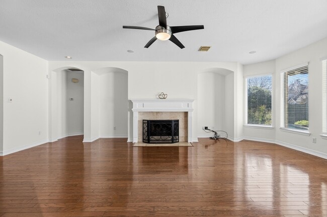 Building Photo - 5630 Ashford Ridge Ln