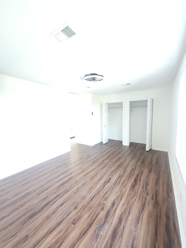 Building Photo - 3713 Bergen Turnpike