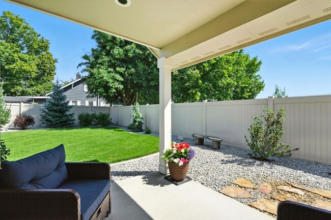 Building Photo - Gorgeous Hayden Home For Rent!