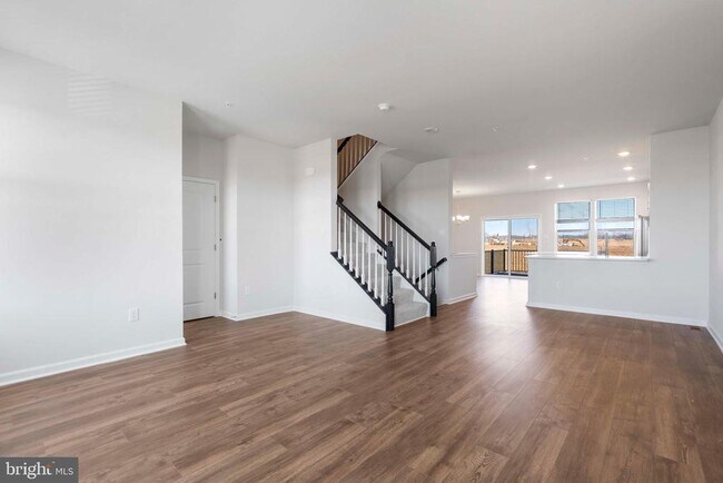 Building Photo - 876 Amity St