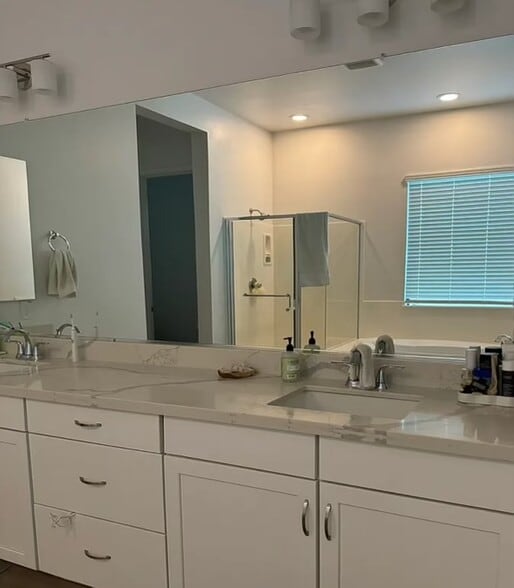 Master Bathroom Vanity with Double Sink and Medicine Cabinets - 835 E Hopi Trl