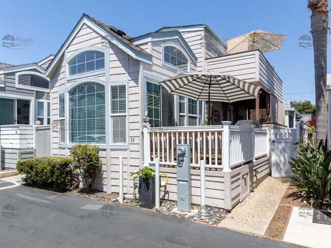 Primary Photo - Steps to the sand in Encinitas, your two b...