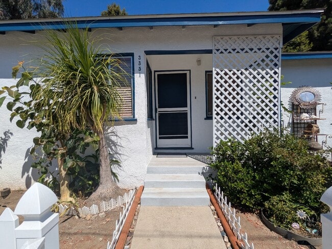 Building Photo - 3351 Caroline Ave