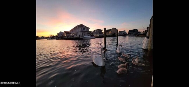 Building Photo - 385 Aldo Dr