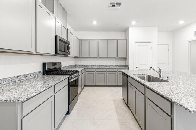 Building Photo - Brand New Build! Townhouse in the heart of Inspirada's Master Planned Community! available 4/1/2026