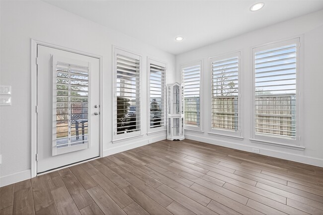 Building Photo - 12719 Hydeland Dr