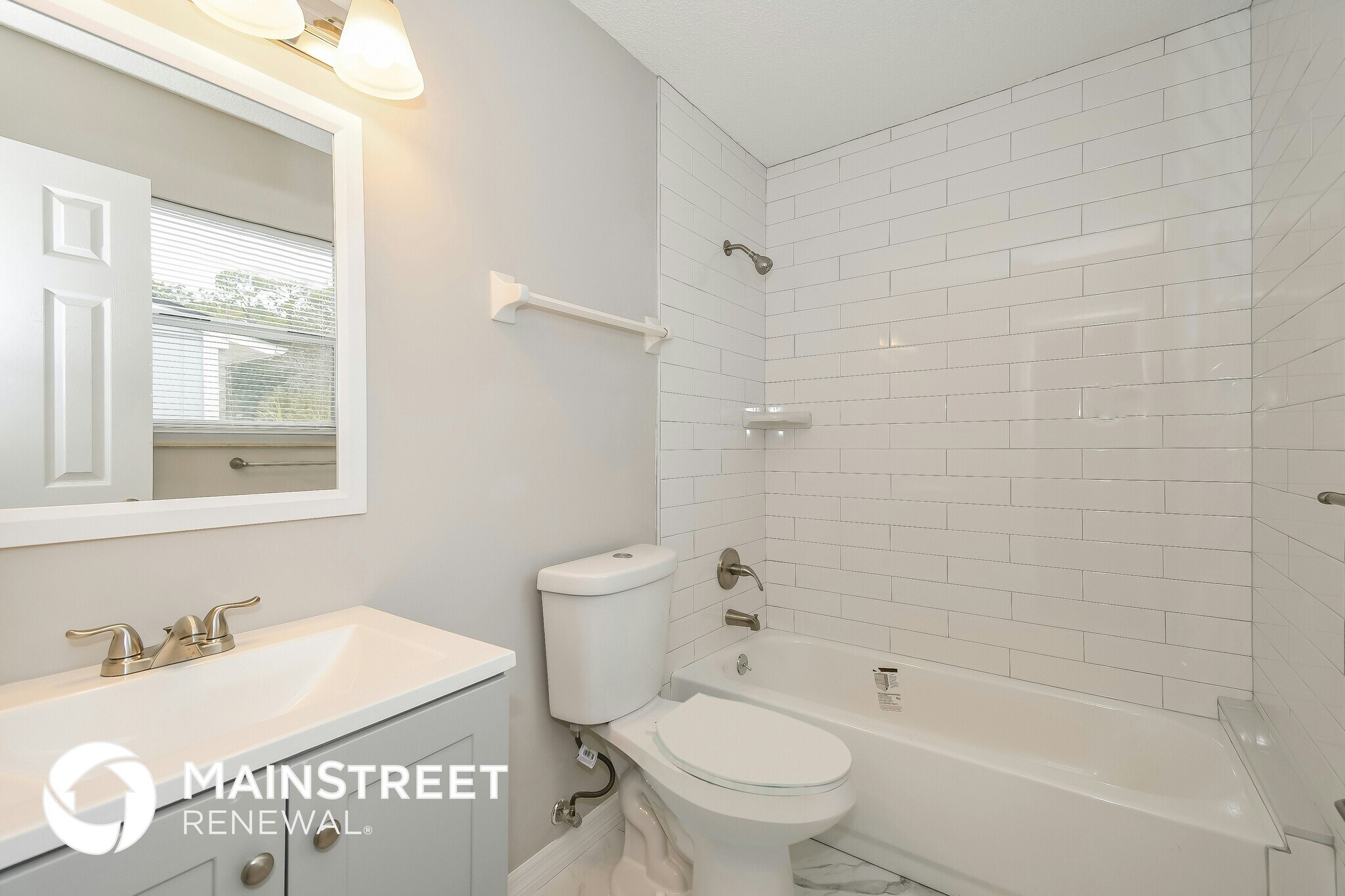 Building Photo - 3506 Whalers Way