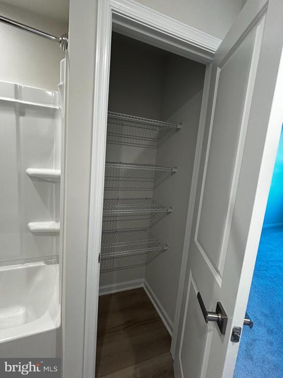 Building Photo - 2737 Apricot Dr