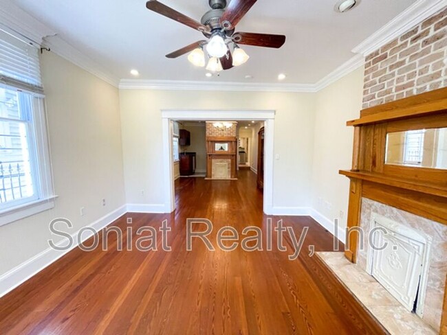 Building Photo - 8015 Panola St