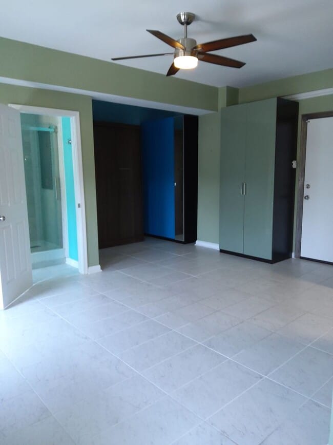 Building Photo - Two Bedroom/ Two Bath Condo at Falls Garde...