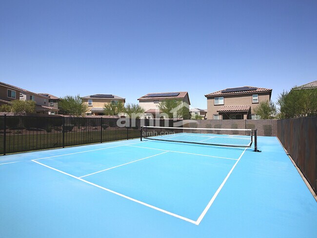 Building Photo - 2737 Fierce Star Ave