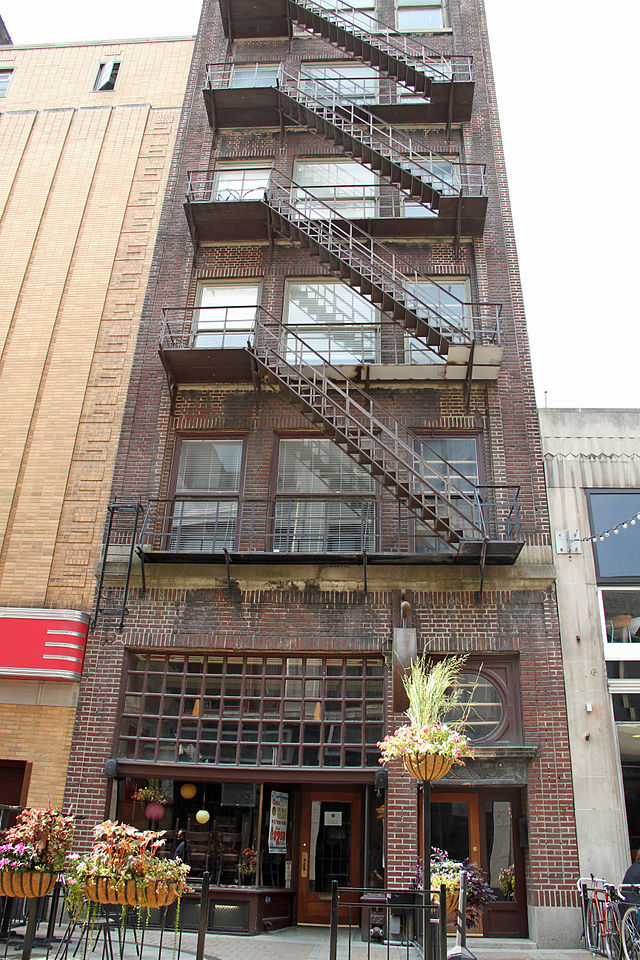 The Lofts on 4th Cleveland, OH Apartment Finder