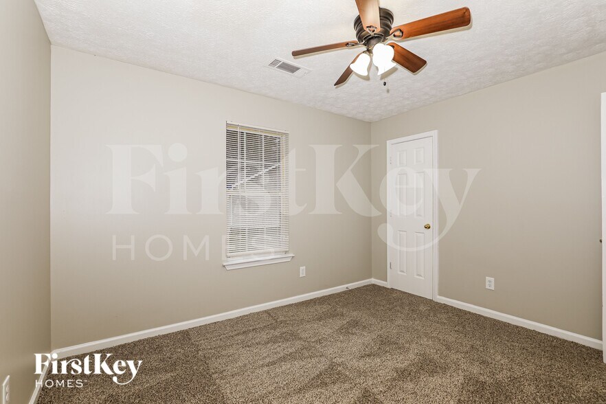 Building Photo - 161 Caldwell Dr