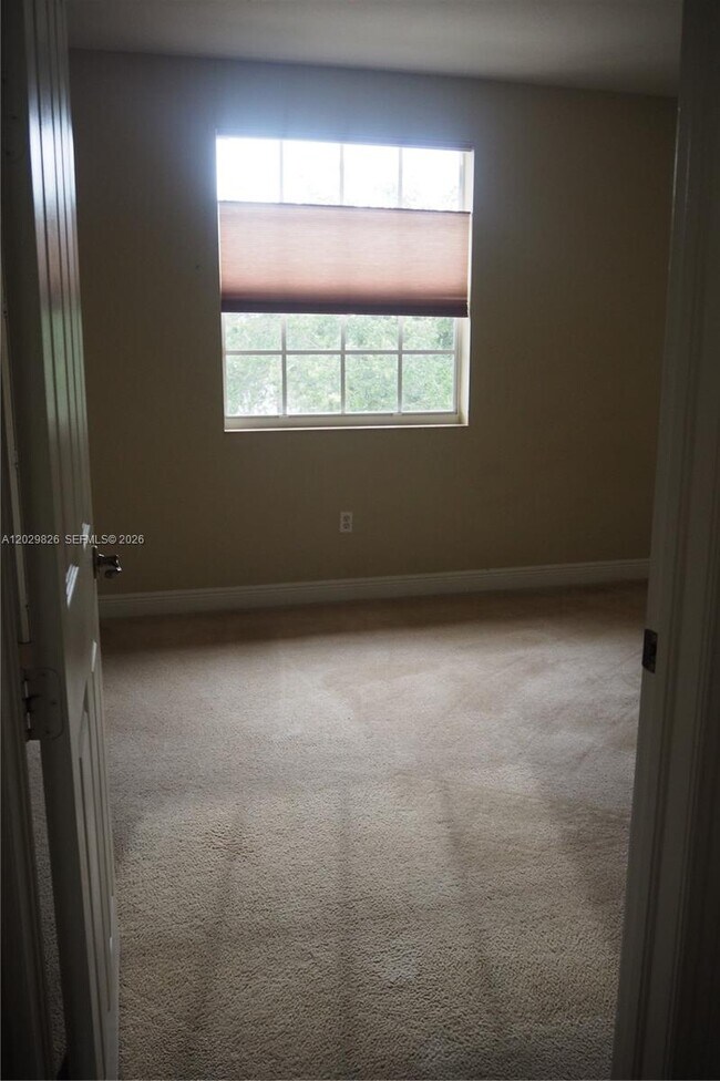 Building Photo - 2750 Jockey Cir