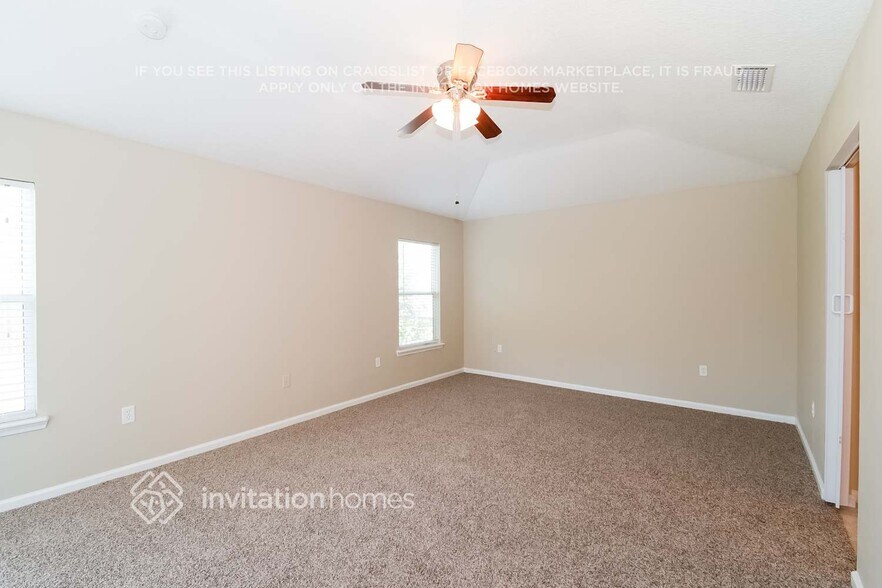 Building Photo - 3762 Timberline Dr