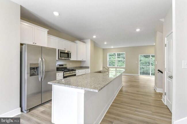 Building Photo - 6835 Winterhill Ln