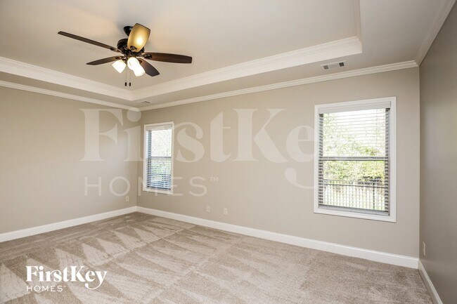 Building Photo - 668 Brakeman Cir