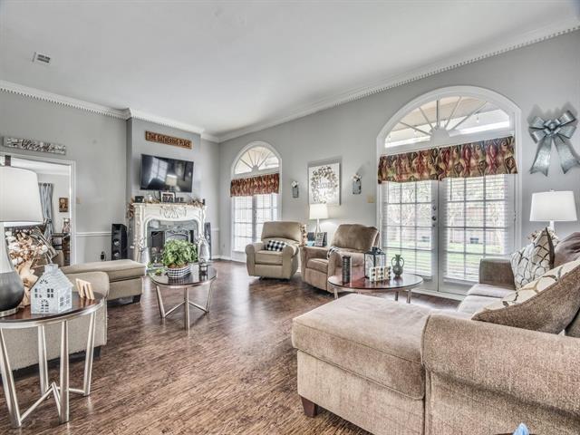 Building Photo - 4009 Villa Grove Dr