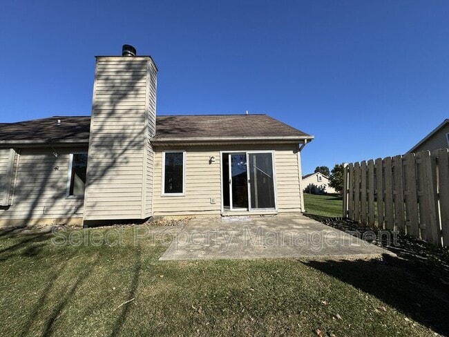 Building Photo - 7401 Montclair Dr