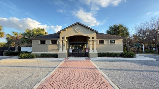 Building Photo - 13040 Overstreet Rd