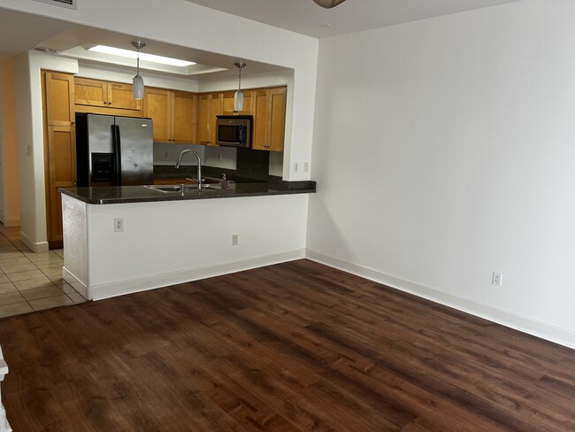 Kitchen and living area - 92-1512 Aliinui Dr